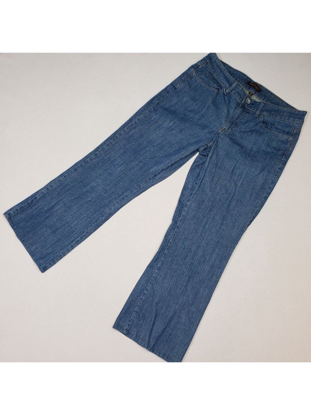 Lee Women's Wide Leg Low Rise Med Wash Blue Jeans Sz 14M 32/27 MINT
